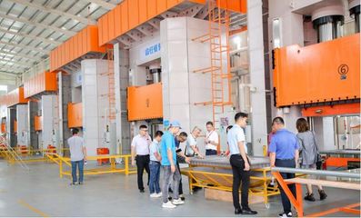 美的置業(yè)&ldquo;一主兩翼&rdquo;戰(zhàn)略縱深發(fā)展